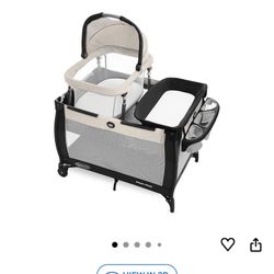 Graco Pack 'n Play Day2Dream Travel Bassinet Playard Features Portable Bassinet Diaper Changer and More (Lo,