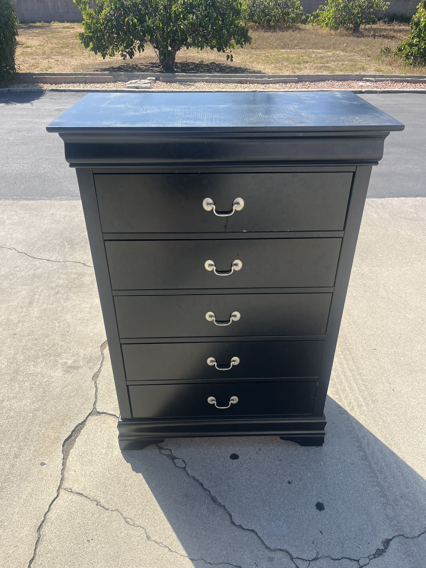 Black 5 drawer Dresser