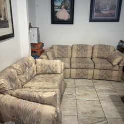 2 piece couch set with cushions 