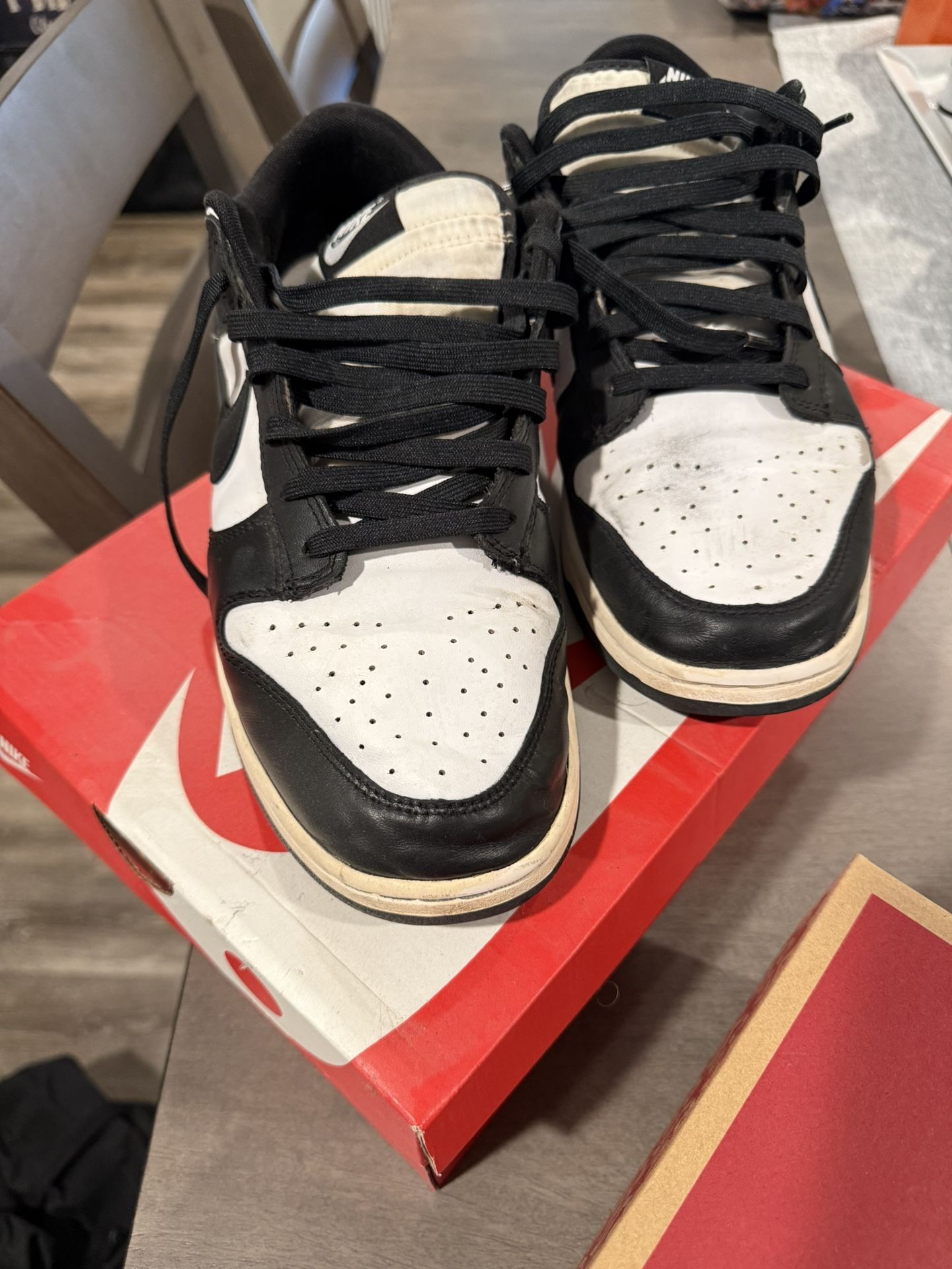 Men’s Nike Low Dunk Retro Size 13