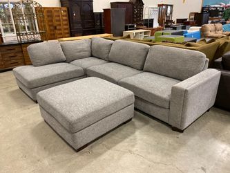 Heathered Grey Wide Seat L-Shaped Sectional with Ottoman