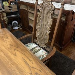 Table 6 chairs  ALL WOOD.    GREAT Condition. Comes with 1 leafs and Table Pads for entire table  too   About 41 inches wide 66 long 