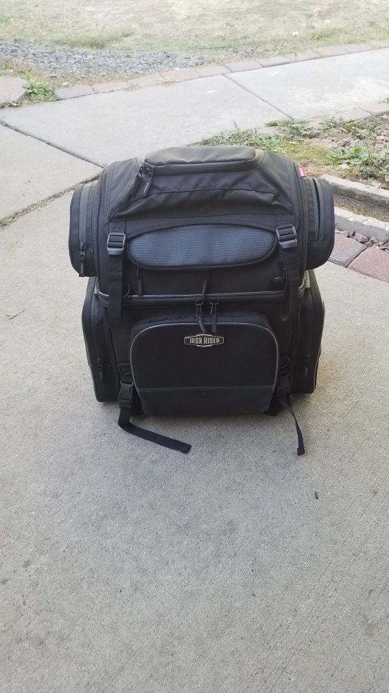 Motorcycle travel pack