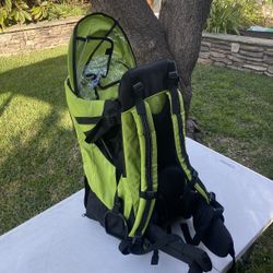 Brand New Clevr Plus Infant Carrier Pack