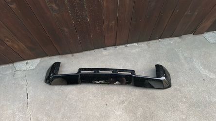 2026 GMC sierra 2500Center Molding - GM ((contact info removed)2)