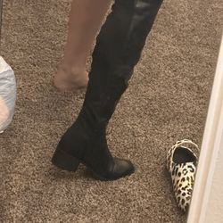 Women’s Thigh High Boots Size 91/2