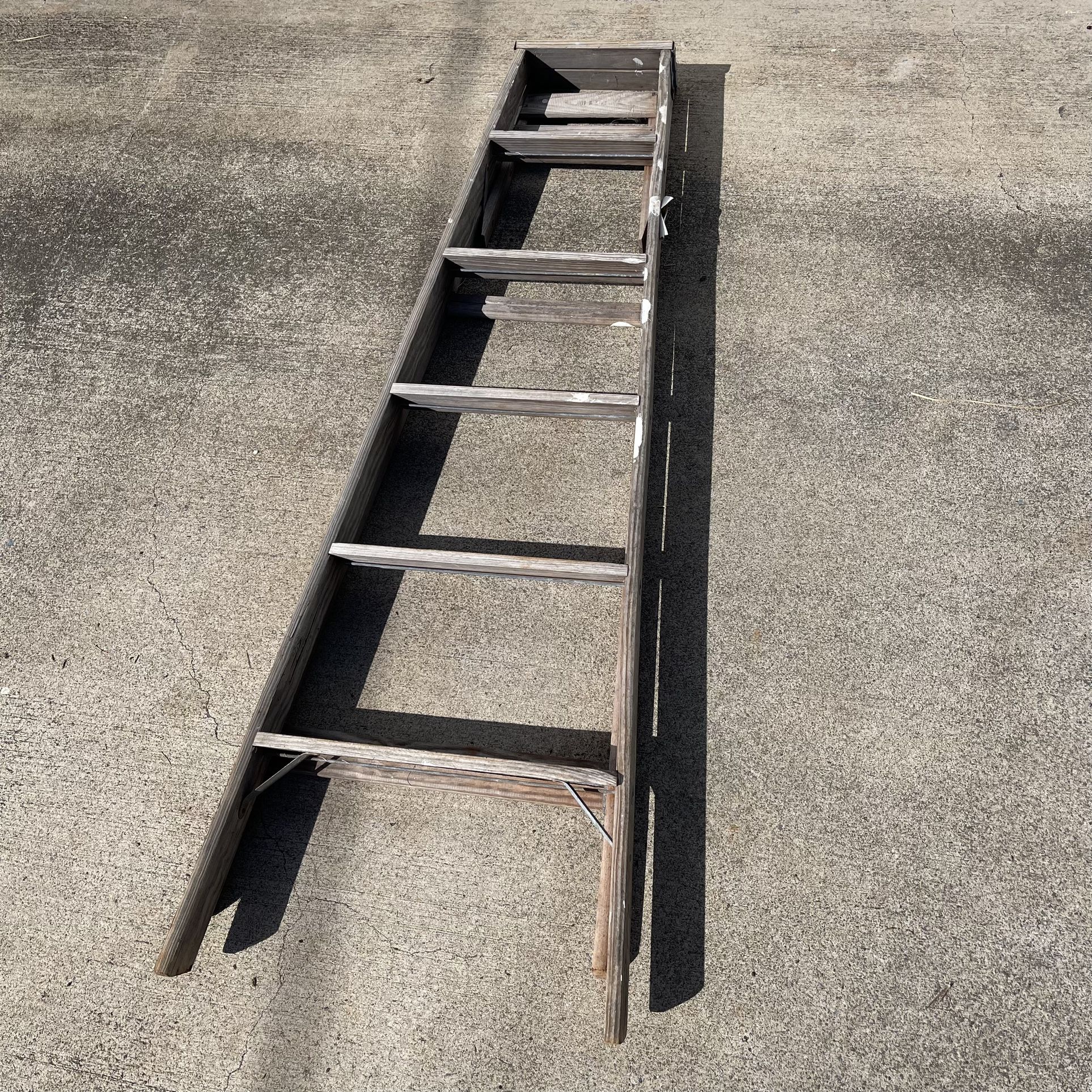 Wooden Ladder 6ft 