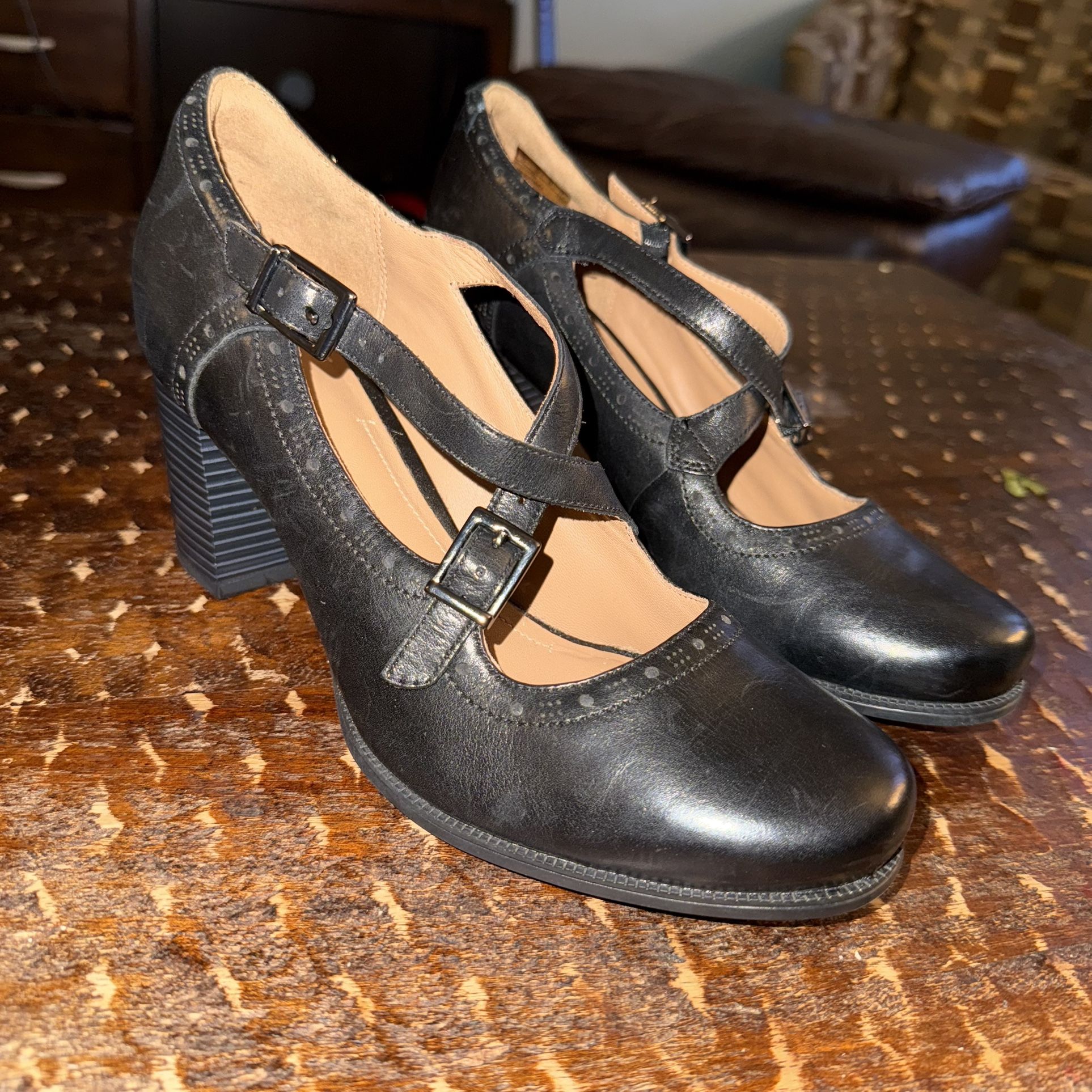 Black leather heels/mary janes