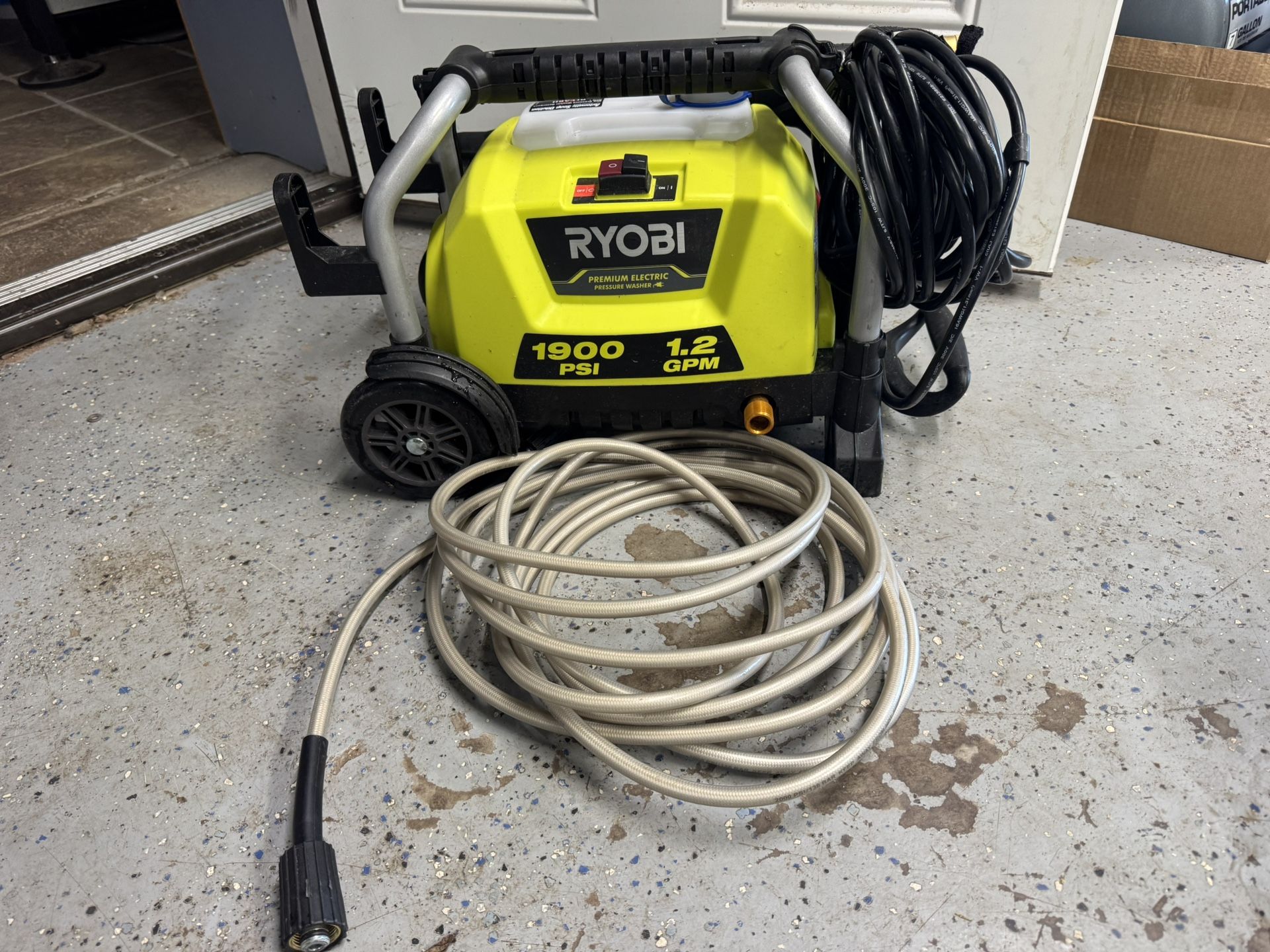Ryobi Electric Pressure Washer 1900psi. Tested Good. Must Pickup