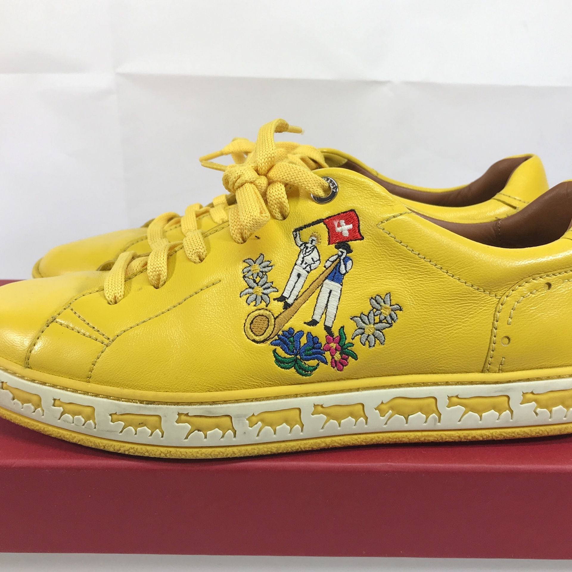 Bally Anistern 14 15230 Goals Canary Nappa Lamb Leather Yellow Size 6 39 Shoes for Sale in Fort Lauderdale FL OfferUp