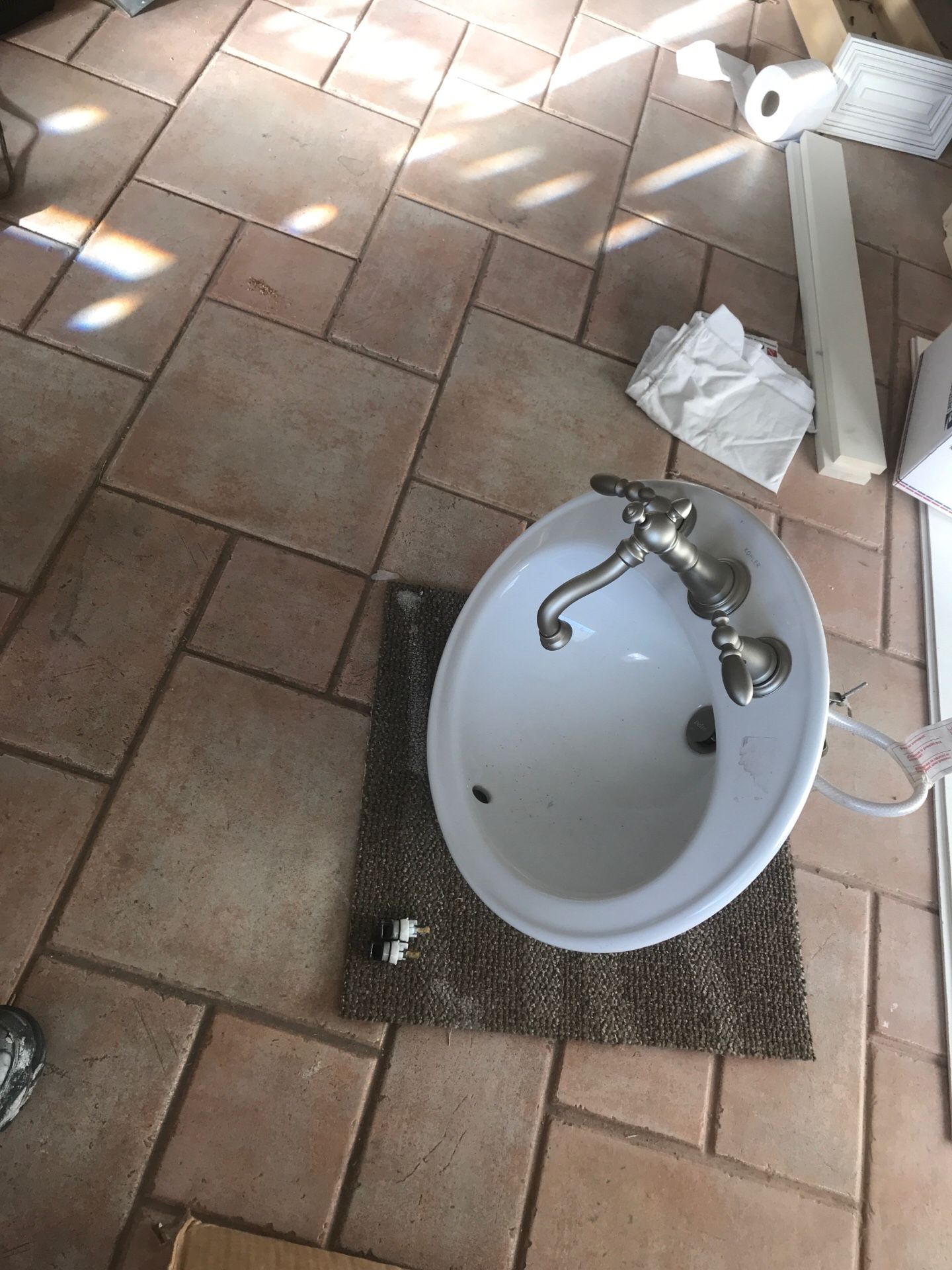 kohler bathroom sink. with faucet for Sale in Phoenix, AZ OfferUp
