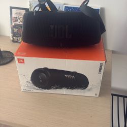 Speaker (JBL EXTREME 3)