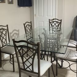 Glass Table & 6 Chairs 