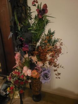 4.5 Ft. Tall Artificial Floral Arrangement Decor In Wicker Vase - Like-New