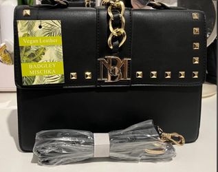Badgley Mischka *New* Black cross body or shoulder purse