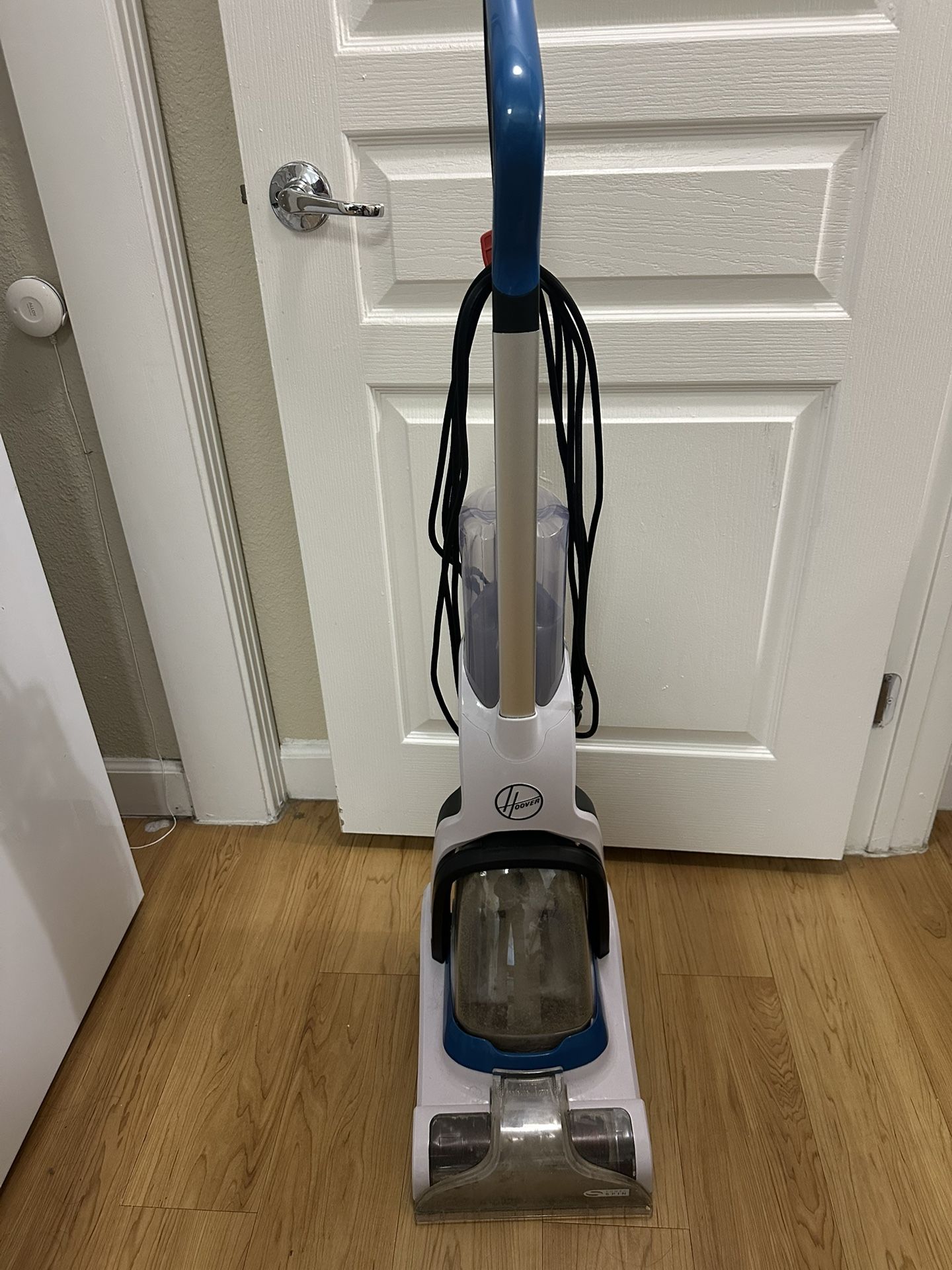 Hoover PowerDash Pet + Compact Carpet Cleaner