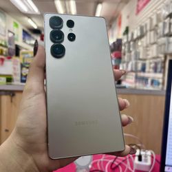 Samsung S25 ULTRA 256GB UNLOCKED