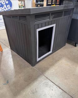 Outdoor Deluxe Large Dog House,Slanted and Weather-Resistant Roof, Air Lever System,Open Roof