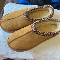 Women’s UGGS Tasman Sheepskin Slippers