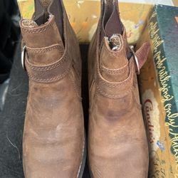 Brown Boots 
