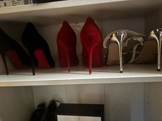 3 pair of women heels