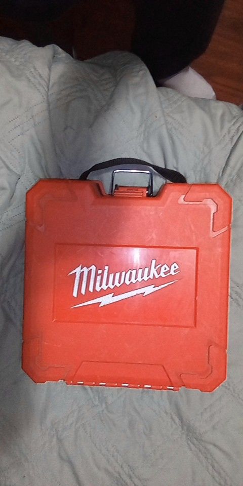 Milwaukee Hole Cutter