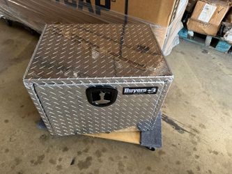Buyers Diamond Tread Aluminum 18" X 18" X 24" Underbody ToolBox - 1705100