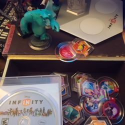 PS3 Infinity game and chraracters