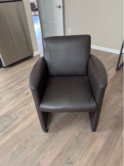 Leather chair - brown leather - Dania furniture