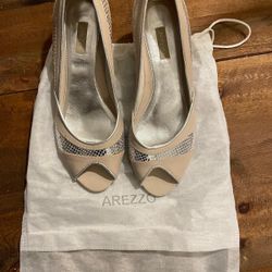 Peep Toe Vintage Style - Arezzo 