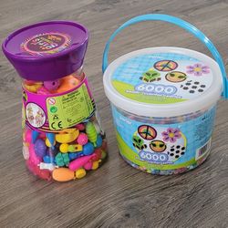 Girl's  Creator 240 Pcs Pop Beads And Fused Bead Bucket .new.