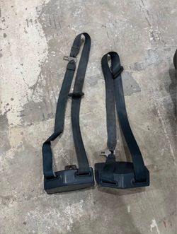 Blue obs seat belts