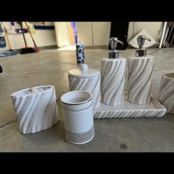 Bathroom Accessories 