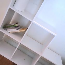 White Book Shelf Stand Organizer Storage (Est. Dimensions: 2.5 x 2.5 x 1 )