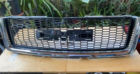 Gmc grill 07/13