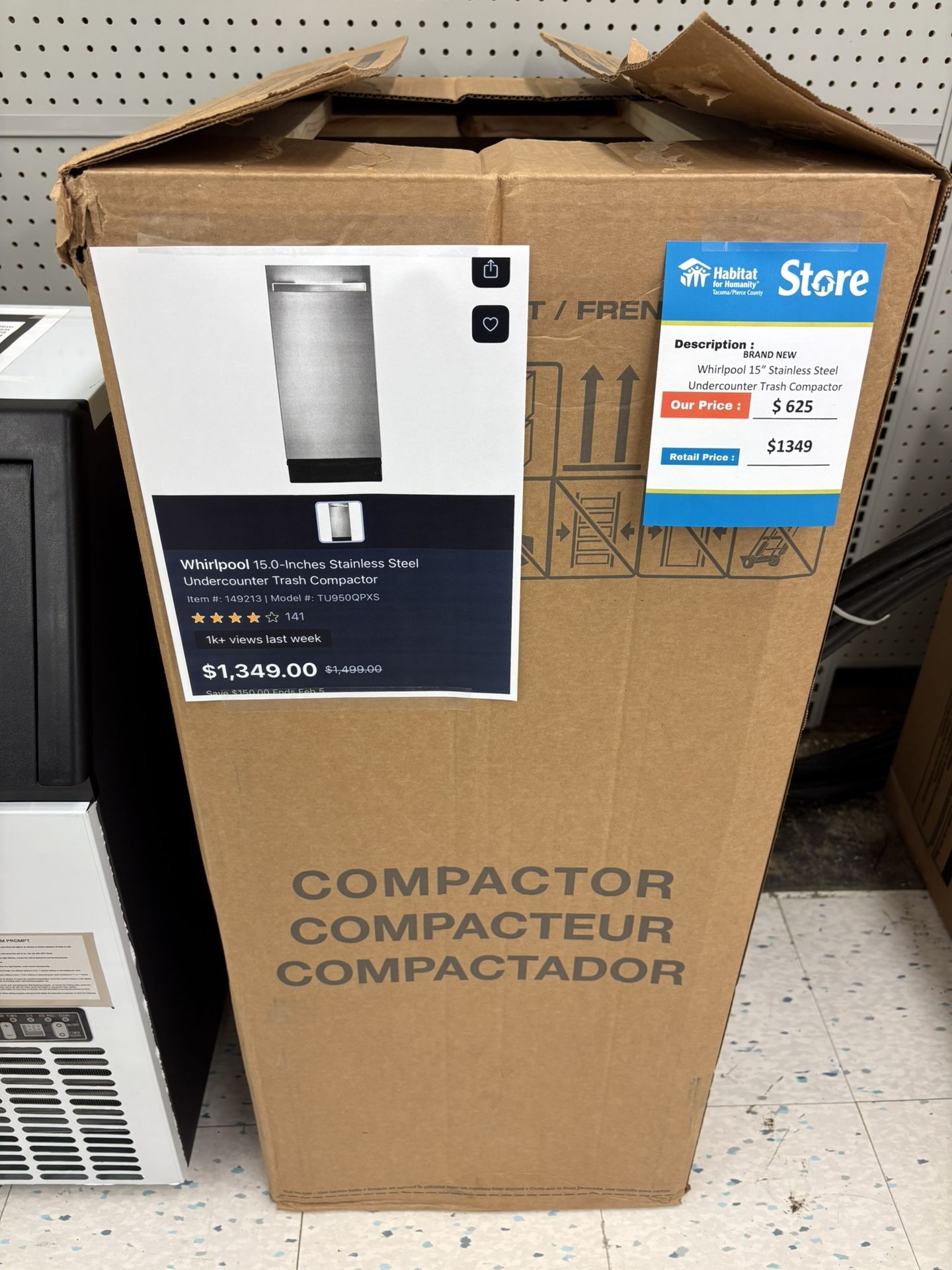 Brand New WHIRLPOOL 15” Under counter Trash Compactor for Sale in ...