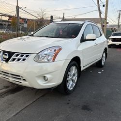 2014 Nissan Rogue Fully Loaded 