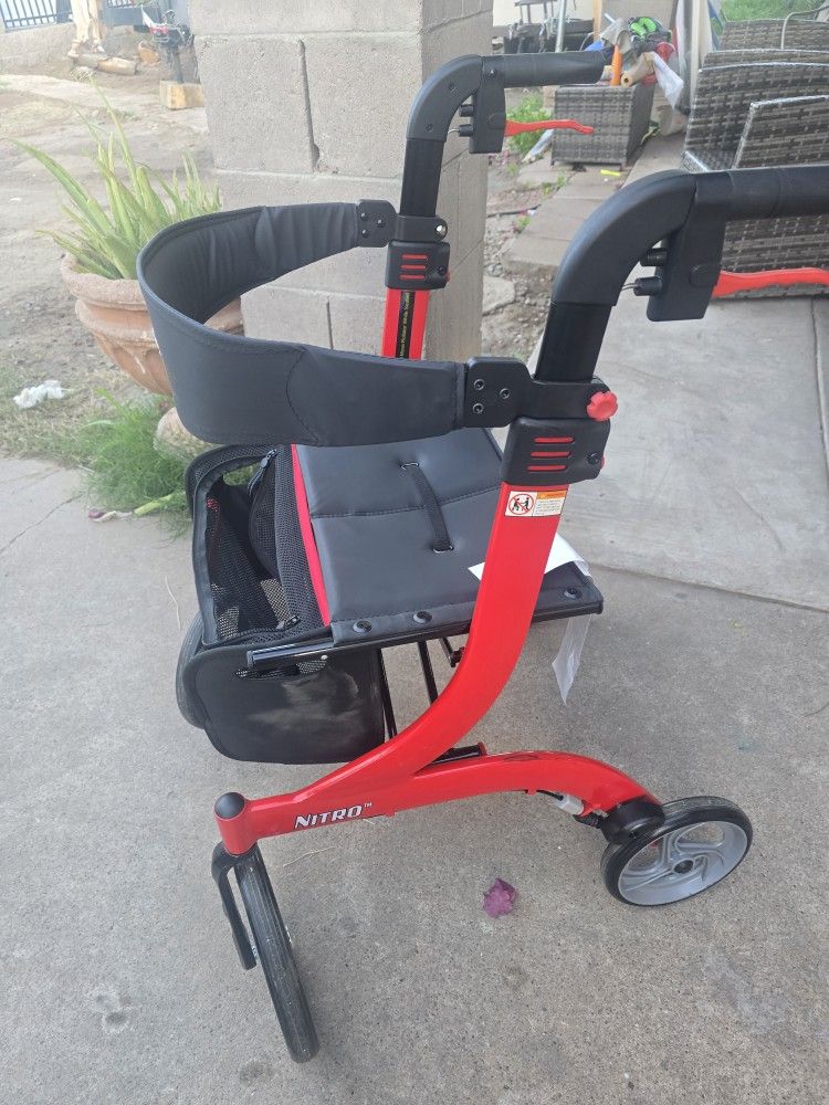 Drive Medical
Nitro Euro Style Rollator Rolling Walker, Red