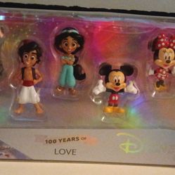 Disney 100 Years Of Love Eight Characters MIB