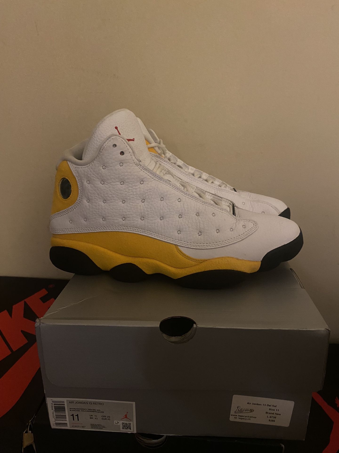 Size 11 - Jordan 13 Del Sol 2022