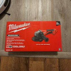 Milwaukee Grinder Brand New 