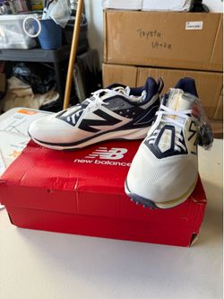 New Balance FuelCell CK10 v6 Cricket Shoes Metal Spikes Men’s Size 11