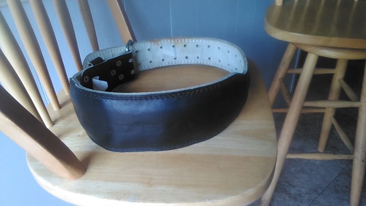 Gold's Gym Weight Belt