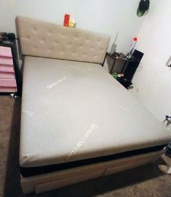 Bamboo queen mattress with bed frame
