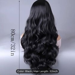 ⭐️BEAUTIFUL NEW EUROPEAN BLACK WIG ⭐️