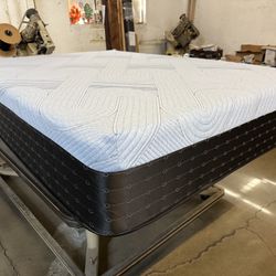 New Queen Memory Foam Mattress 12 Inch More Sizes Available
