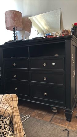 Black Wood Dresser with 6 Drawers +
