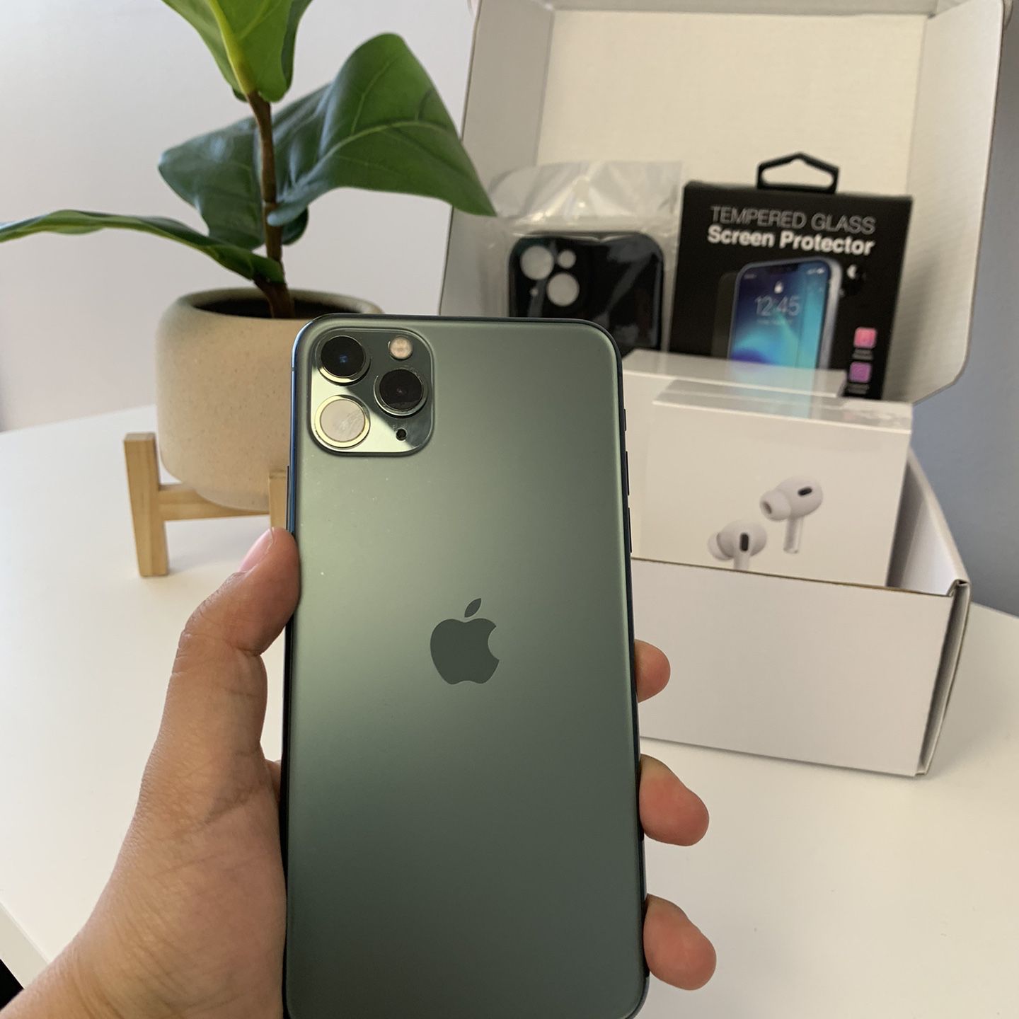 🍏📱 iPhone 11 Pro Max 64 GB Unlocked BH78% 🔋 Case And Headphones For Free 💚🍏