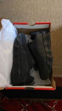 Nike Ava Rover Grade-School (Black) size 7