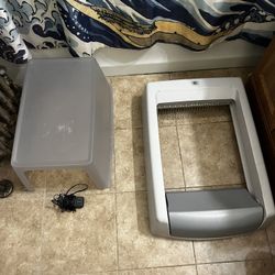 PetSafe ScoopFree Self-Cleaning Litter Box